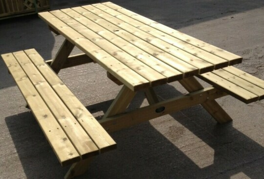 rectangular picnic table